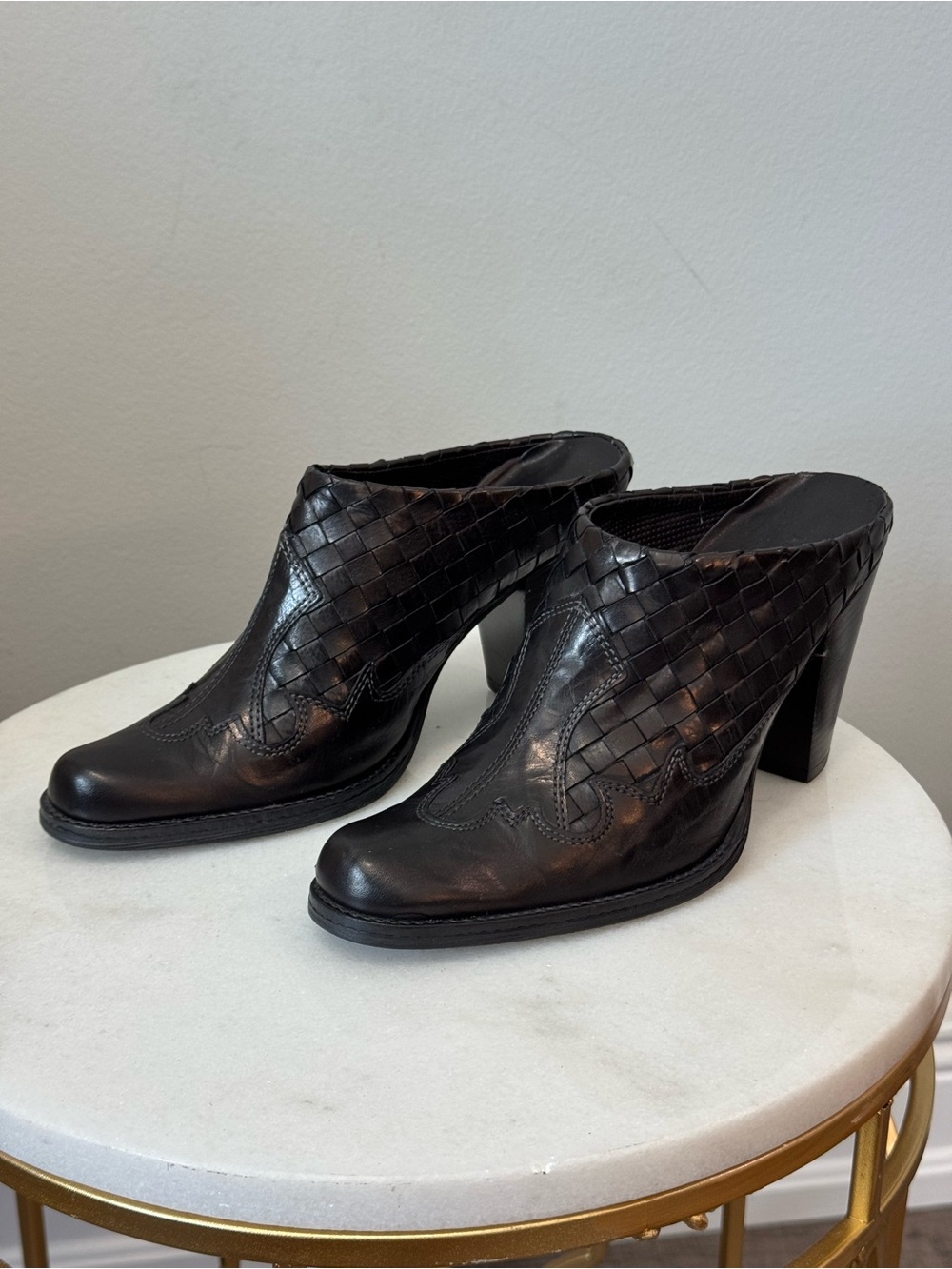 Sesto Meucci Black Woven Leather Mule Heels Sz 5.5